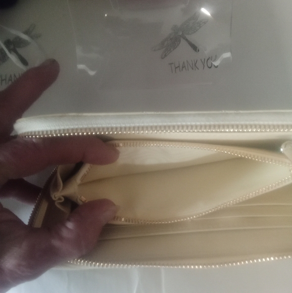 LIKE NEW Lady Dior Wallet - Picture 7 of 12